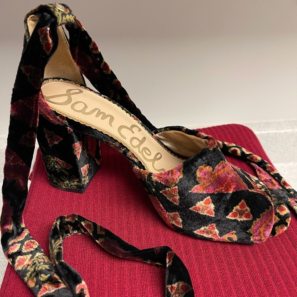 Sam Edelman, Peep Toe Sandal, Block Heel, Size 7